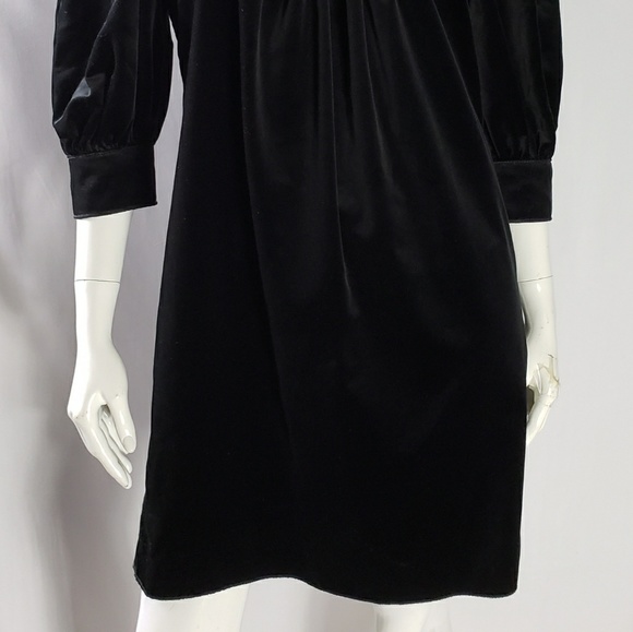 Women's Dolce Gabbana Black Velvet Dress 🖤 - Picture 4 of 8